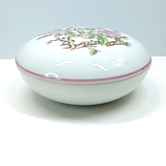 Vintage Made in Japan exclusively for Elizabeth Arden powder jar, trinket dish. - Picture 3 of 9